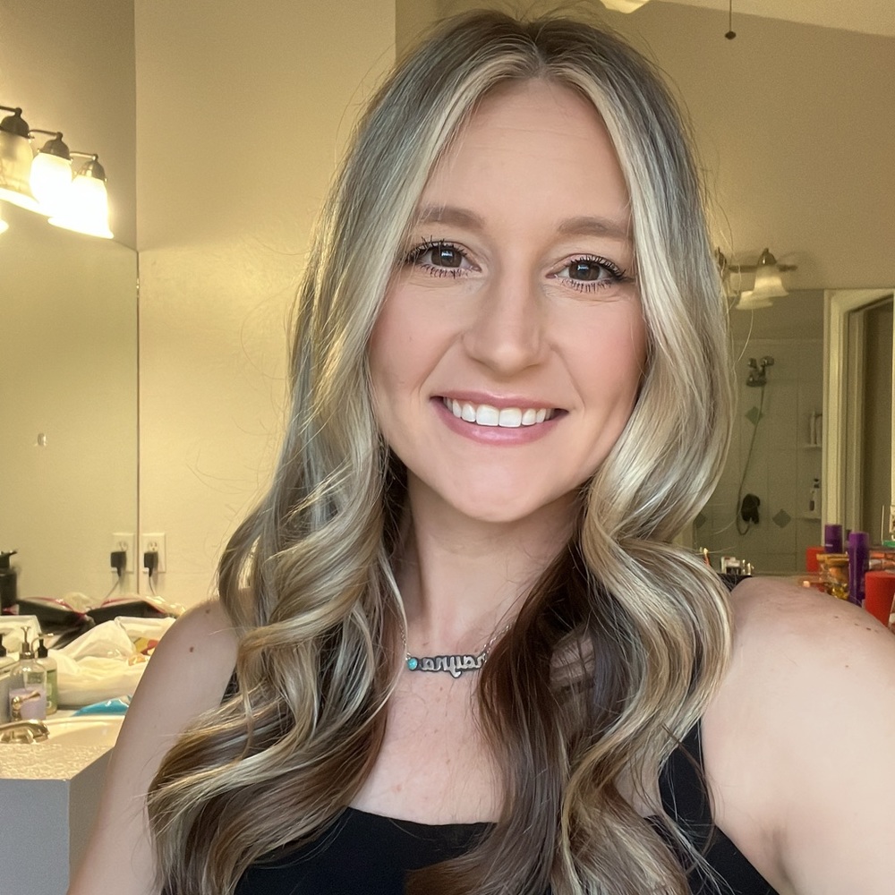 Meet your Posher, Rayna